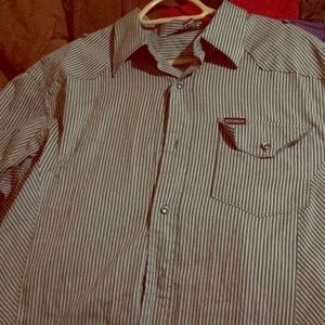 Rocawear Long sleeve button down collar shirt